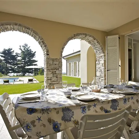 别墅 Il Portico 韦尔巴尼亚